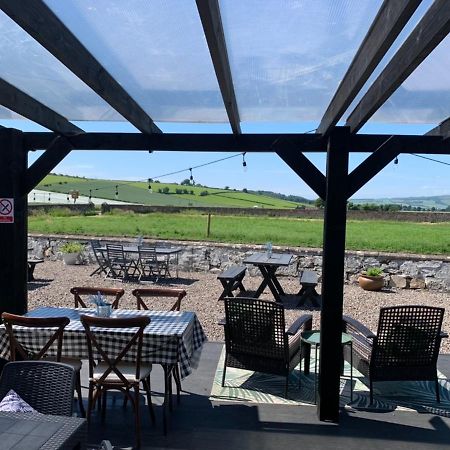 Pitlessie Inn&Pantry Cupar Exterior foto